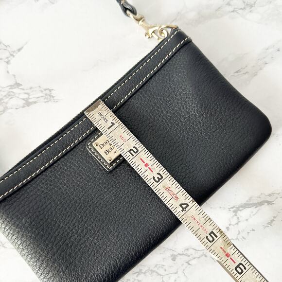 65. Dooney & Bourke Large Pebbled Black Leather Zip Top Wristlet - Picture 11 of 11
